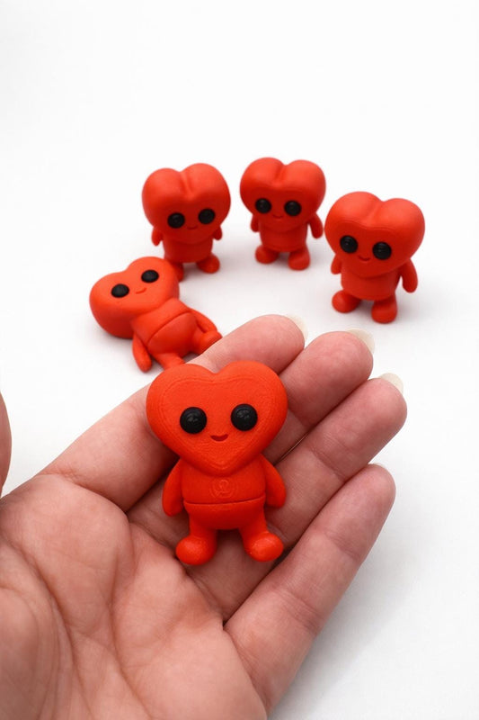 Articulated Tiny Heart Figurine – Valentine Gift – 3D Printed