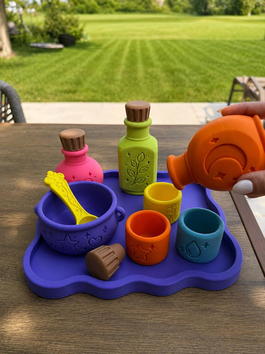 Kids Potion Set, Potion Making Kit, Cauldron & Potion Bottles, Halloween Pretend Play