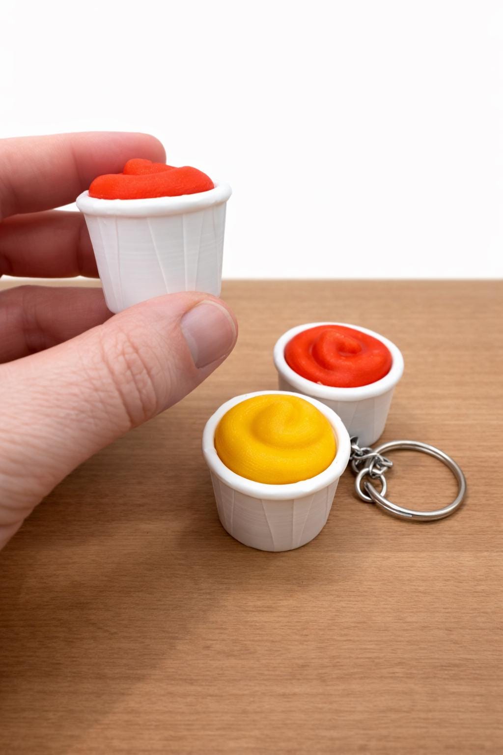 Condiment Clicker Fidget Keychain – Ketchup Mustard 3D Printed Sensory Desk Stress Relief Toy