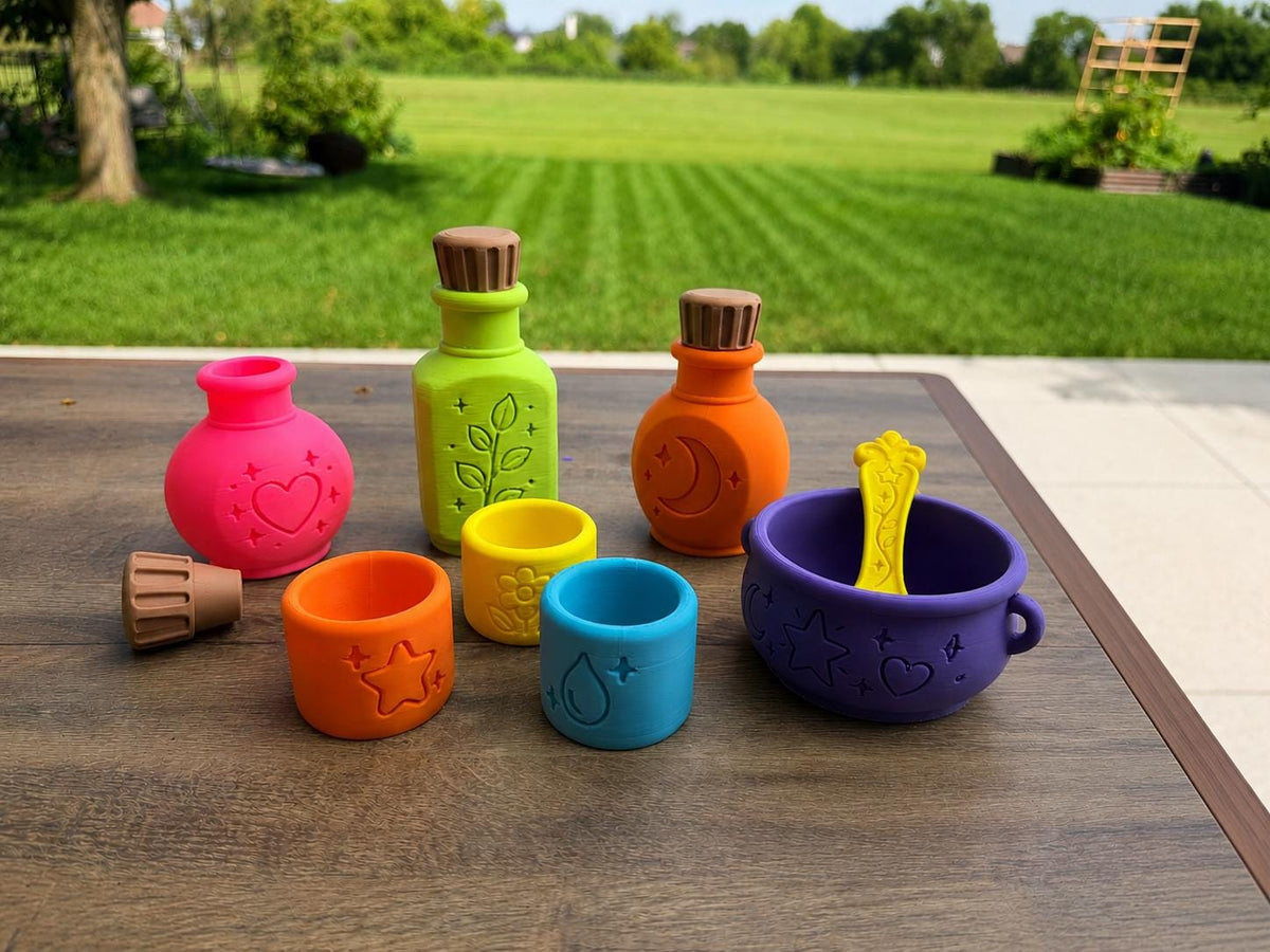 Kids Potion Set, Potion Making Kit, Cauldron & Potion Bottles, Halloween Pretend Play